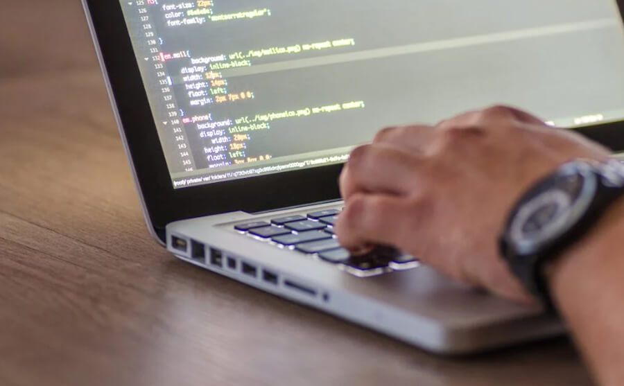 How to Code Online Casino Games Smartly