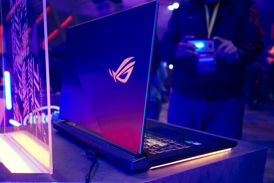 5 Reasons Why a Gaming Laptop Might Make More Sense Than a Desktop PC in 2023