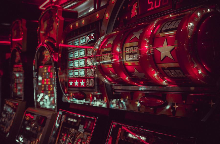 How to Withdraw Money from an Online Casino Fast and Without Fees?