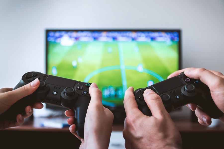 The Transfer Window Never Closes Inside Football's Strategy Games